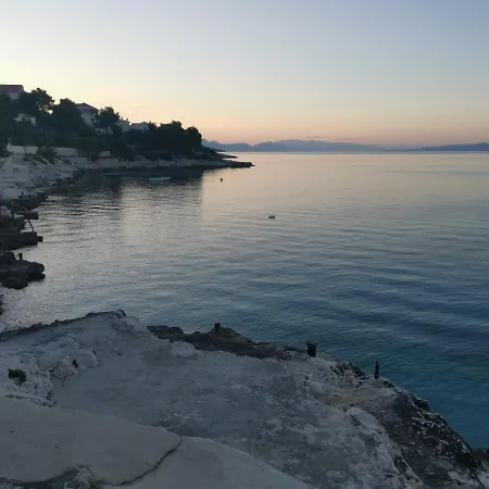 Max * Trogir